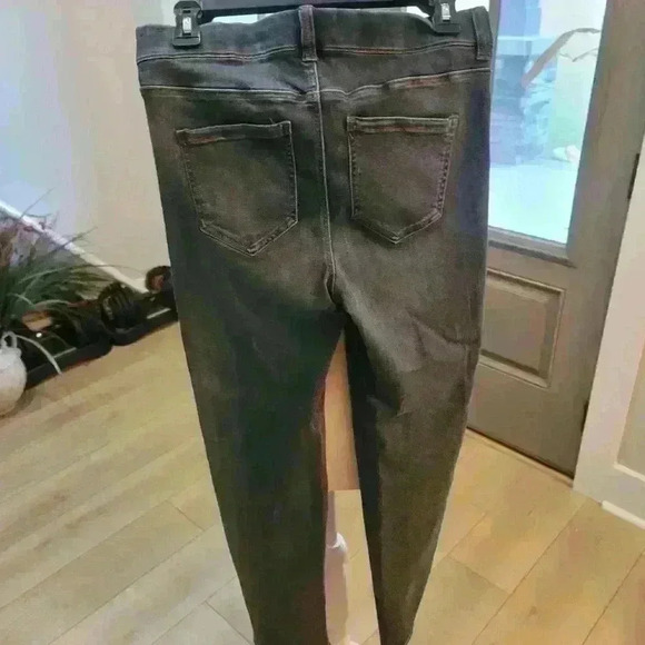 Liverpool The Slim Jeans - Picture 2 of 7